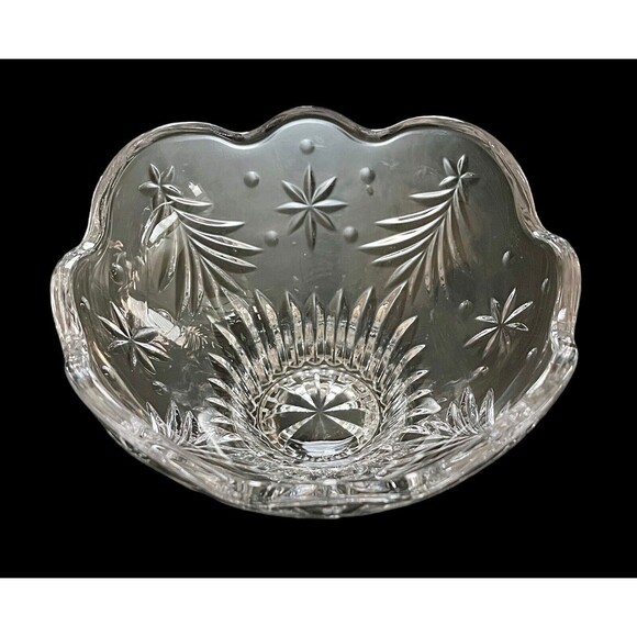 MIKASA Celebrations Christmas Night Collection 6” Crystal Footed Bowl Candy Dish - Picture 3 of 7